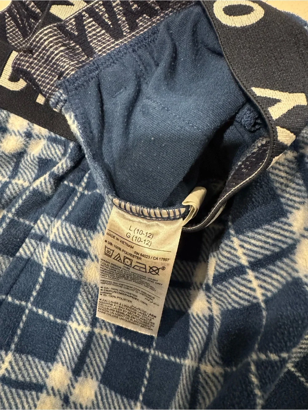 Old Navy Blue and White Plaid Fleece Pants